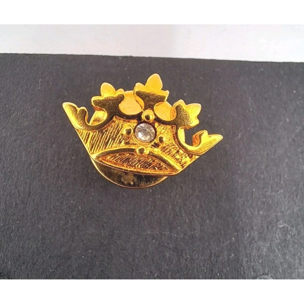 Crown Tie Tack Lapel Pin Small Rhinestone Gold Tone Collectable Vintage